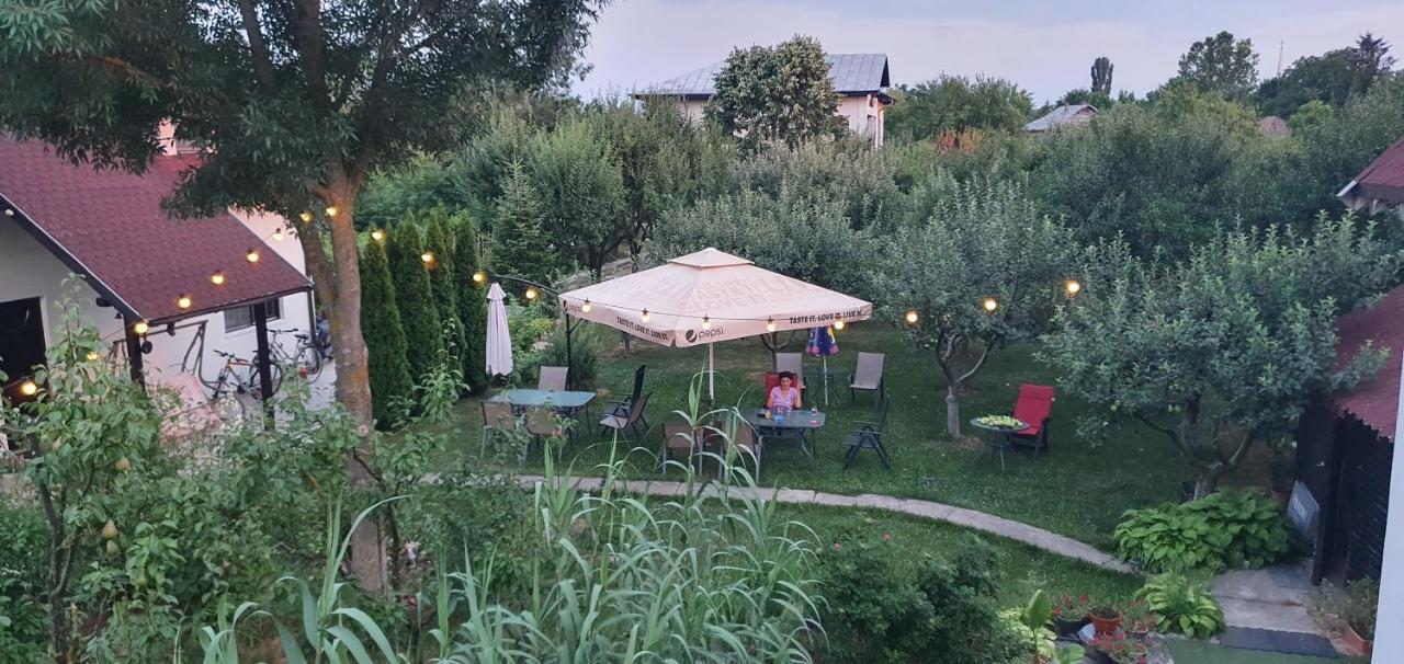 Forest Inn Izvorani Buitenkant foto